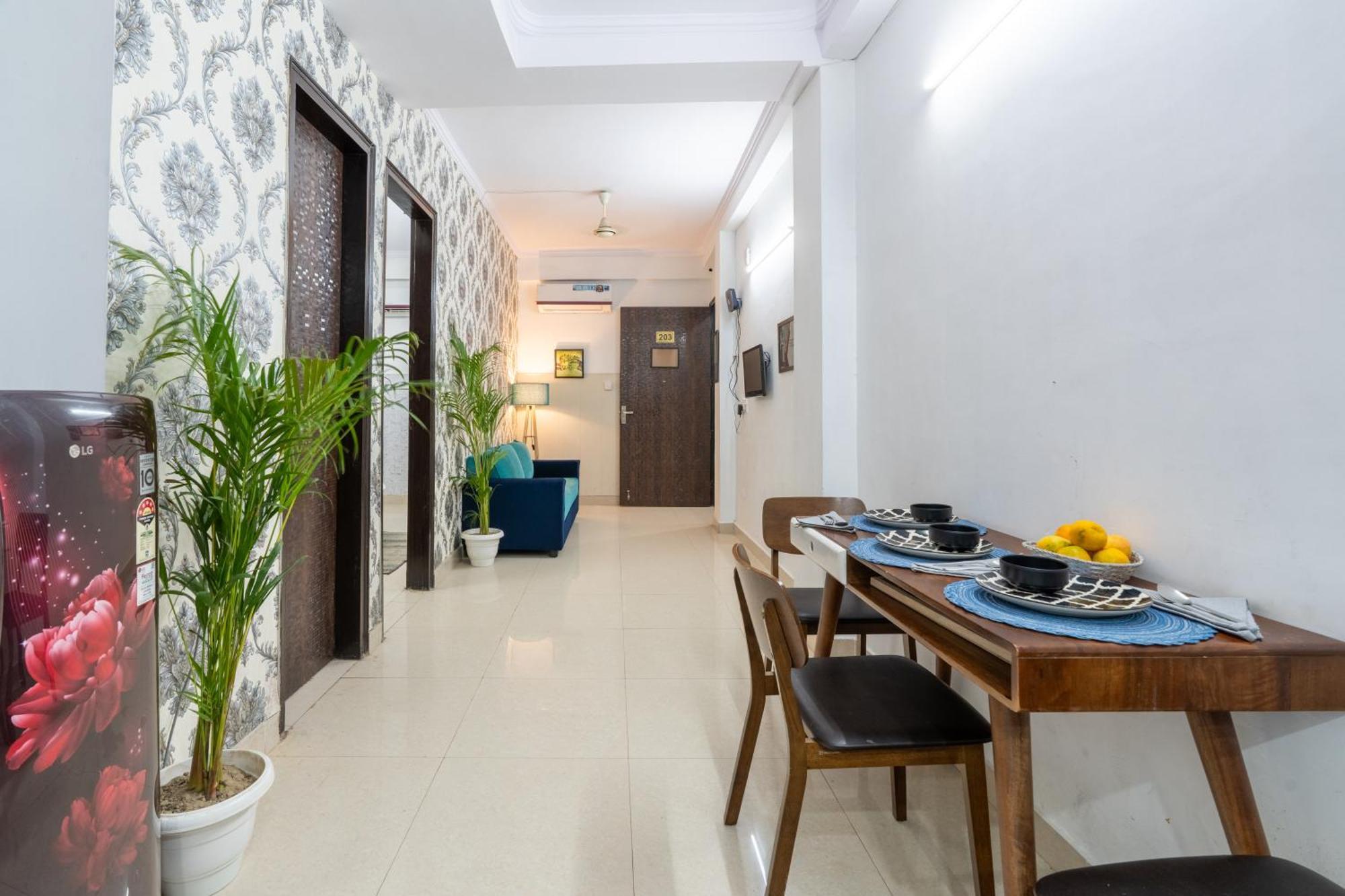 Апартаменты Homlee-Vintage 2Bhk-Ndls-Lift-Bharat Mandapam Нью-Дели Экстерьер фото